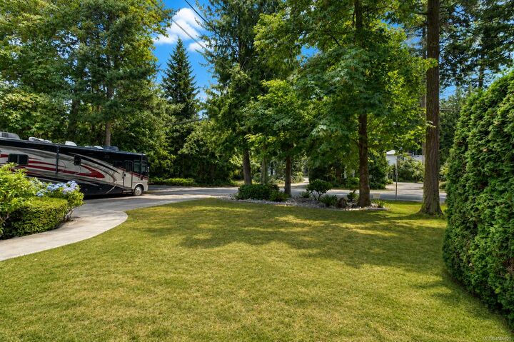 Property Photo:  5060 Del Monte Ave  BC V8Y 1W8 