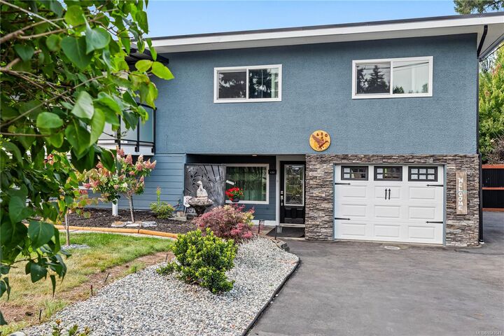Property Photo: 430 Elizabeth Rd BC V9W 3R2