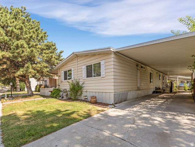 Property Photo:  1602 Indian Summer Dr  UT 84116 
