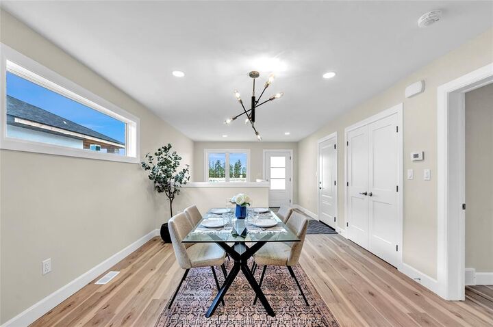 Property Photo:  224 Ironwood Trail  ON N7M 0V6 