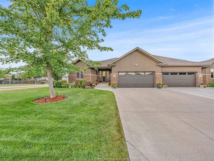 Property Photo: 2291 Maitland ON N8P 0B7