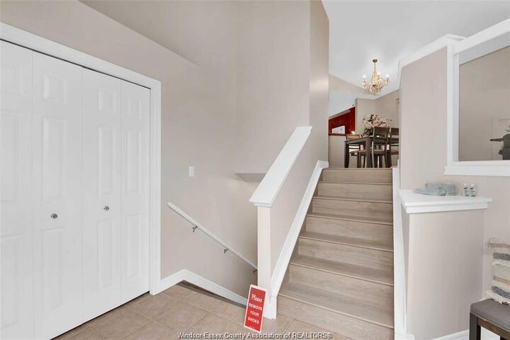 Property Photo: 831 Lawndale ON N9Y 3S5