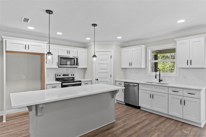 Property Photo: 422 Brandi Avenue AL 36330