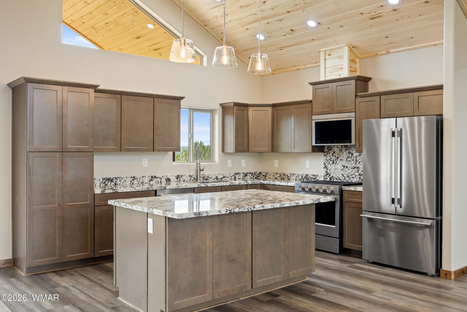 Property Photo: 2747 Apollo Circle AZ 85933