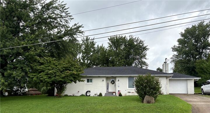 Property Photo: 115 Frisbee Ave PA 15425