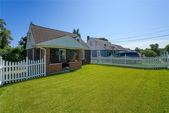 Property Photo:  156 Central Ave  PA 15137 