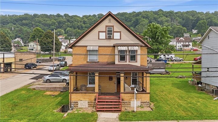 Property Photo:  236 N Water St  PA 15089 