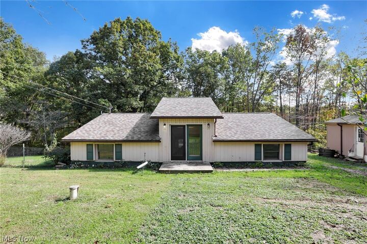 Property Photo: 852 Wallace Road OH 45742