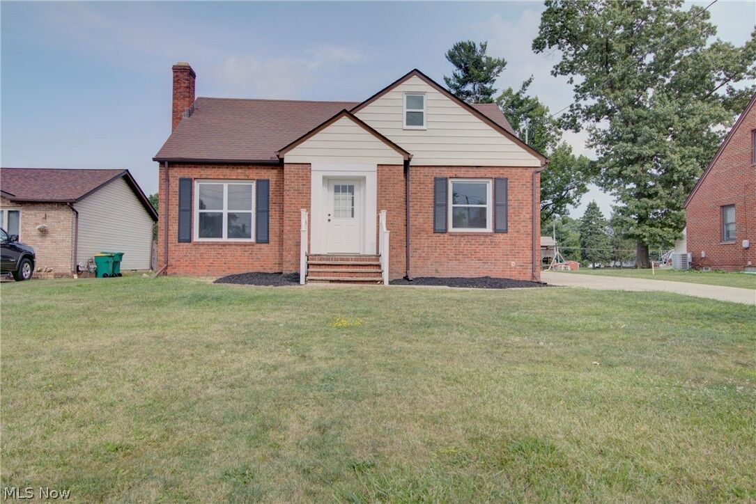 Property Photo: 6969 Broadview Road OH 44131