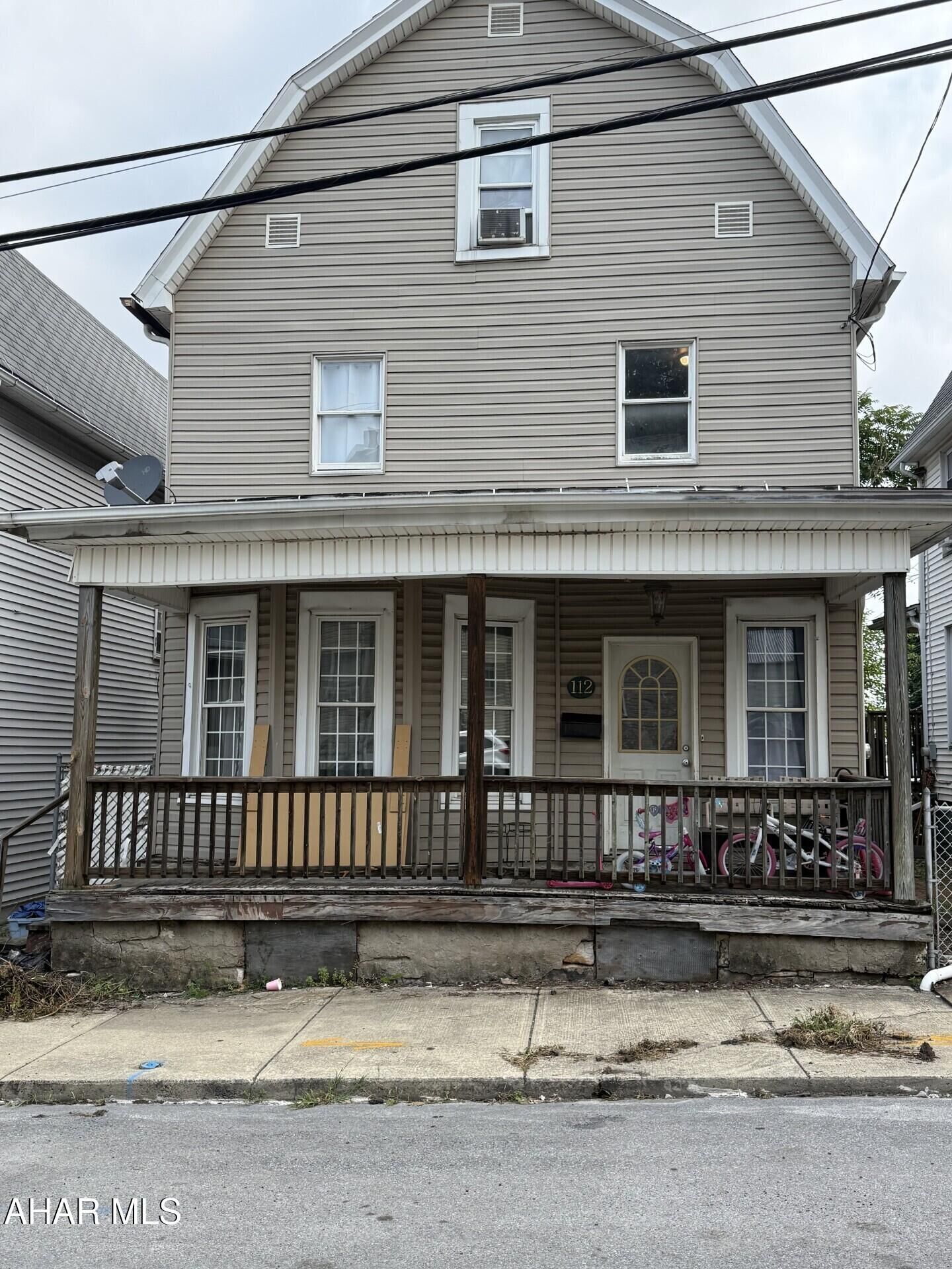 Property Photo: 112 9th Street PA 16602