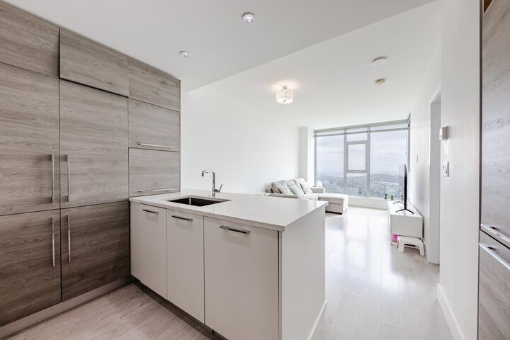 Property Photo:  7388 Kingsway 3006  BC V3N 0G9 