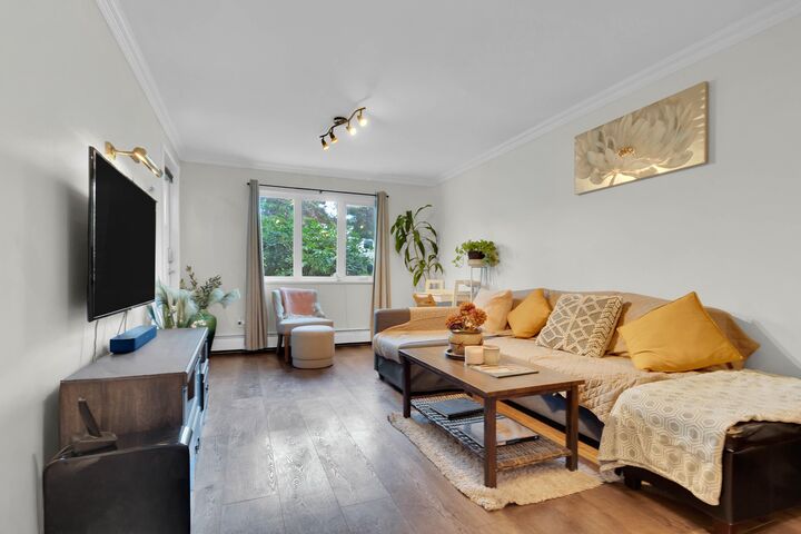 Property Photo: 1122 King Albert Avenue 106 BC V3J 1X7