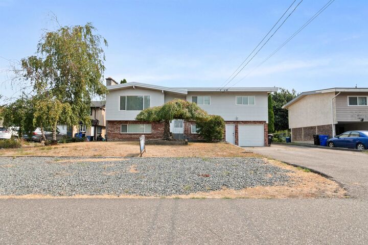 6890 Centennial Drive — photo 1