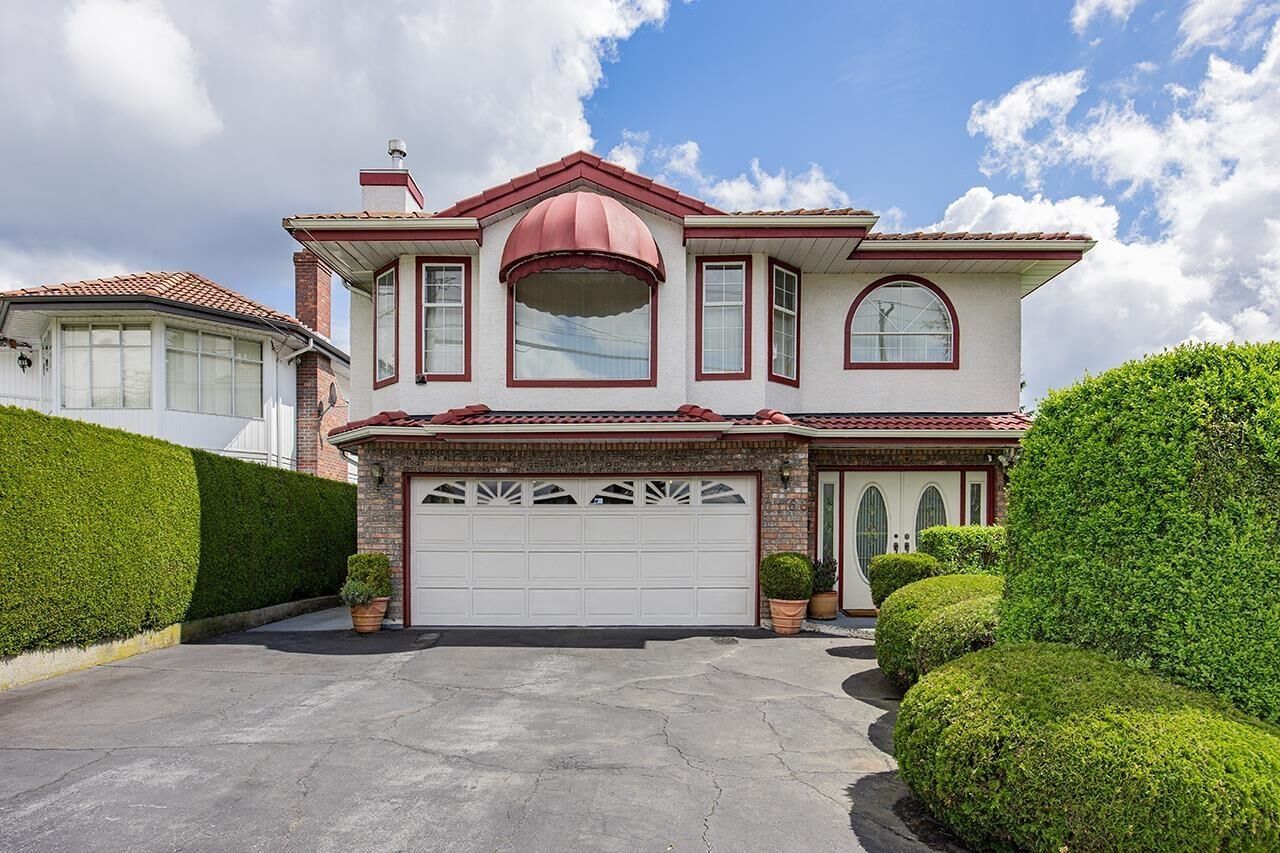 Property Photo:  7168 Sussex Avenue  BC V5J 3V3 