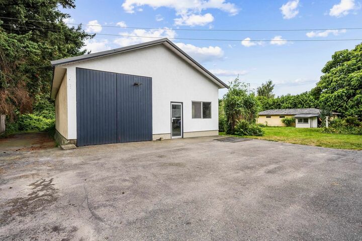 Property Photo: 41692 Hare Avenue BC V2R 5E9