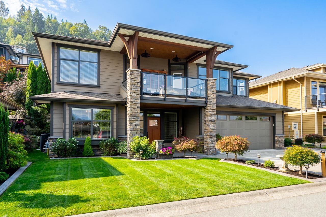 Property Photo: 50778 Ledgestone Place 29 BC V2P 0E7