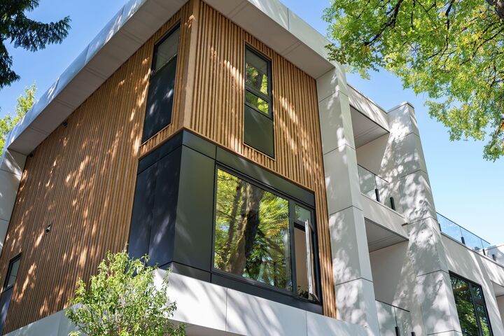 Property Photo: 1491 Devonshire Crescent 4 BC V6H 2G5