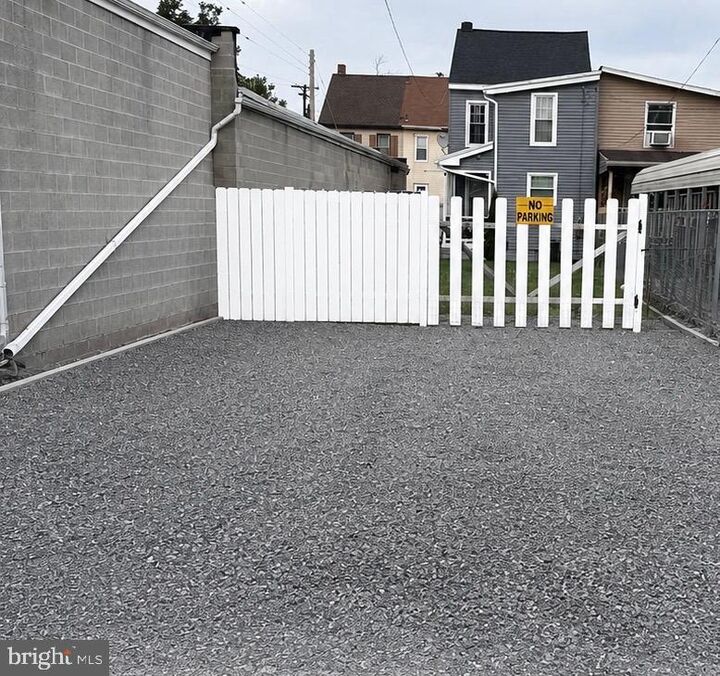Property Photo: 318 S Sherman Street PA 17403