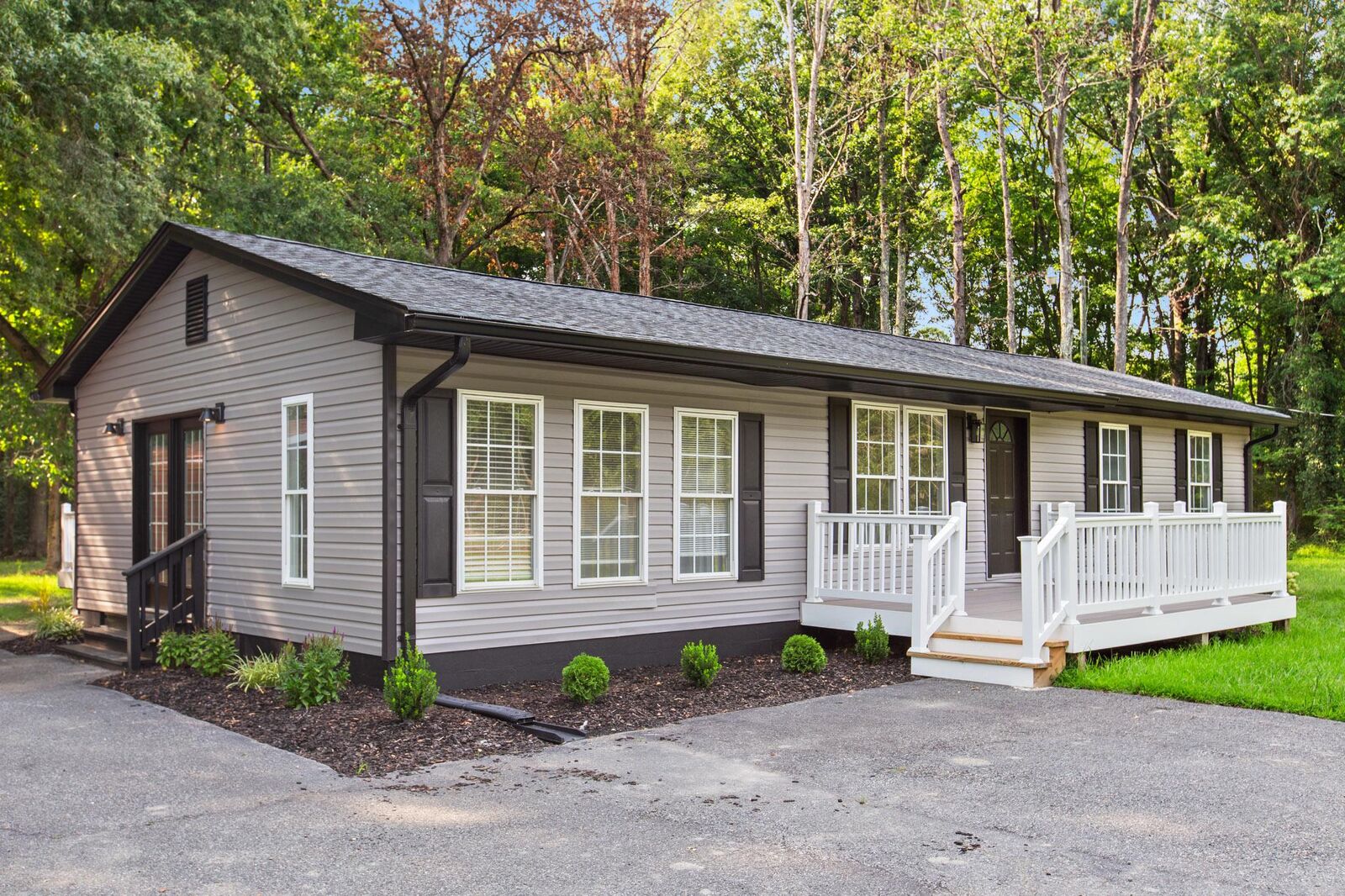 Property Photo:  4396 Potomac Drive  VA 22485 
