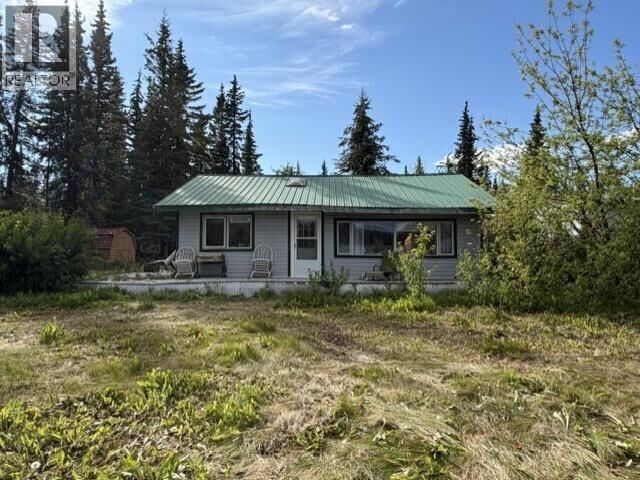Property Photo: 22 Tagish River Road YT Y0B 1T0