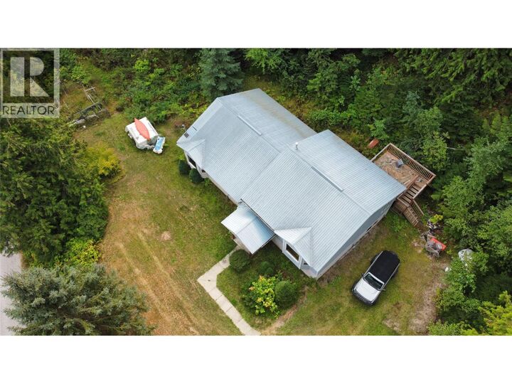 Photo de la propriété:  3420 Pass Creek Road  BC V0G 1H2 