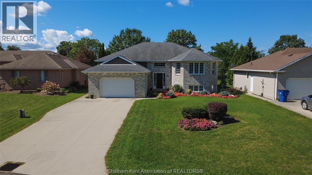 Property Photo: 39 Maple Street South ON N0P 2C0