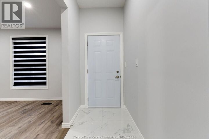 Property Photo:  372 Lincoln Road 1  ON N8Y 2G4 