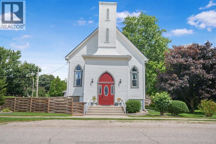 Property Photo:  203 McIntyre Street  ON N0L 1J0 
