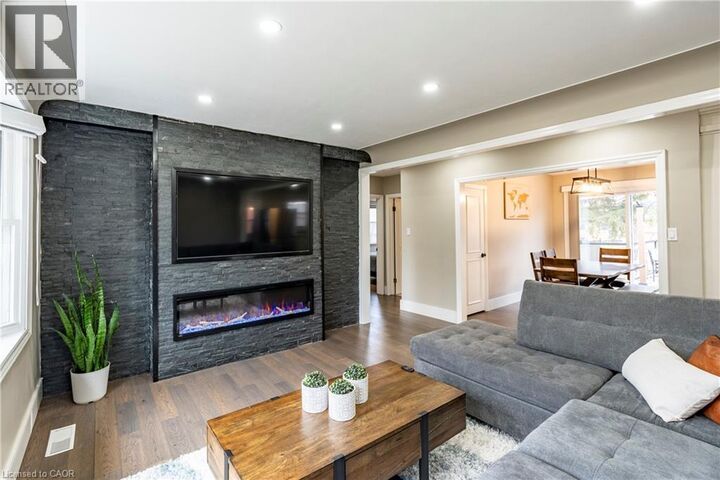 Property Photo:  266 Melrose Avenue  ON N2H 2C1 