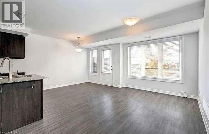 Property Photo:  20 Daylily Lane  ON N2R 1P6 