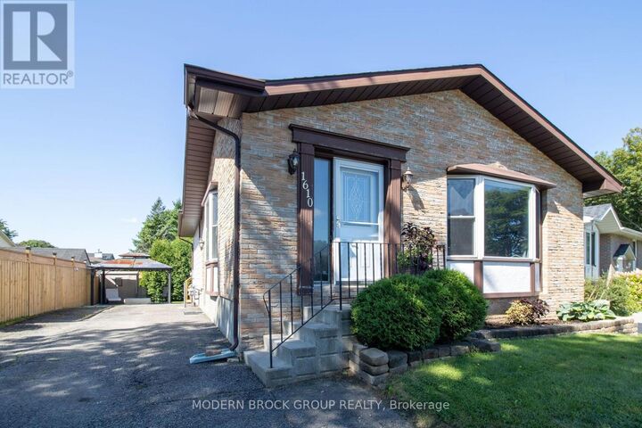 Property Photo:  1610 Kensington Parkway  ON K6V 6J2 
