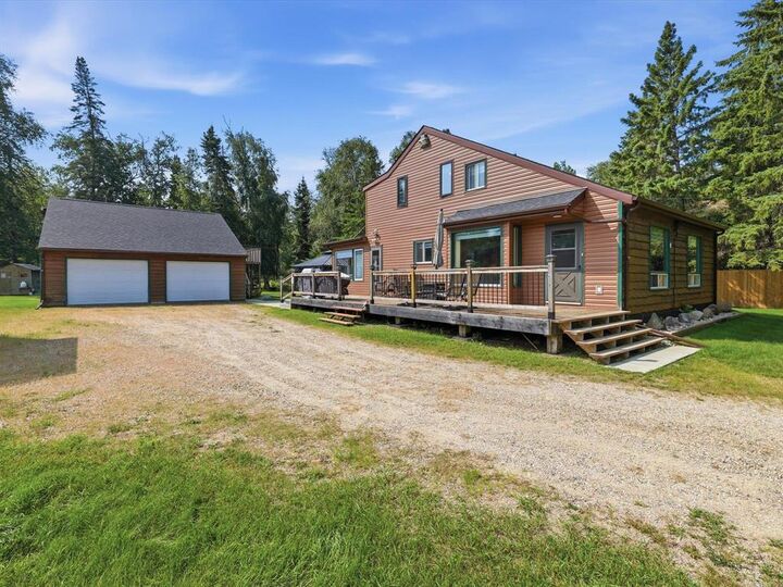 Property Photo:  84 Cobiness Bay  MB R0A 2W0 