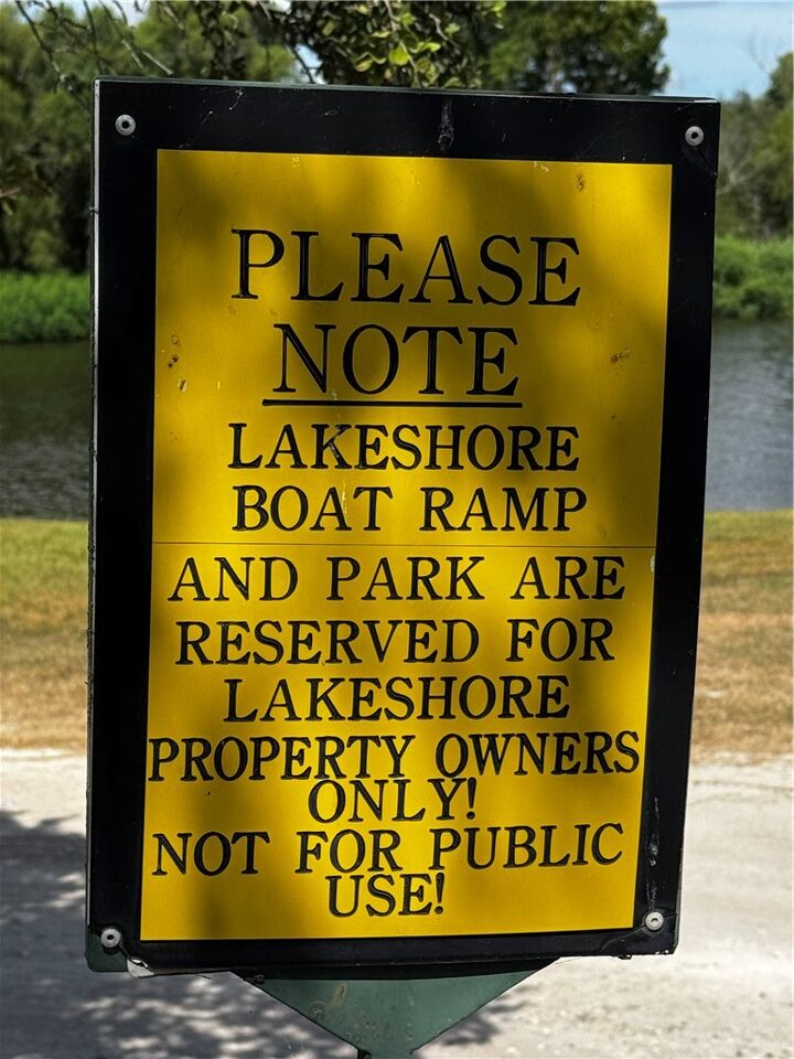 Property Photo: 20 Lakeshore Drive TX 78383