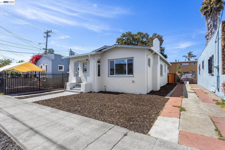 Property Photo: 1707 78th Ave CA 94621