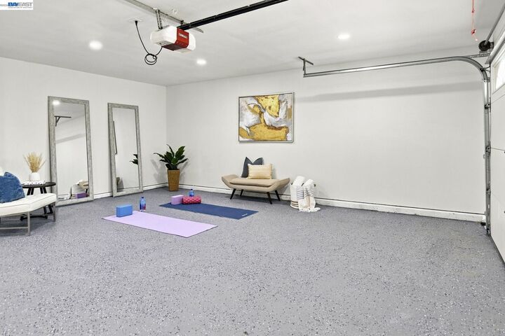 Property Photo: 40071 Leslie St CA 94538