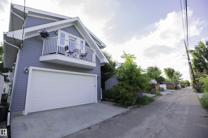 Property Photo:  11131 52 Street NW  AB T5W 3H6 