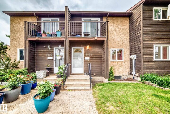 Property Photo:  3151 139 Avenue NW  AB T5Y 1R4 
