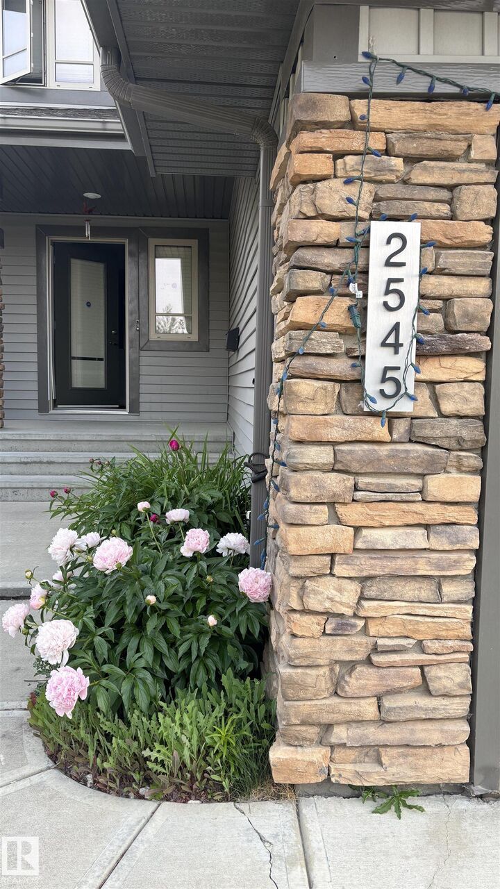 Property Photo: 2545 Anderson Way SW AB T6W 0L1