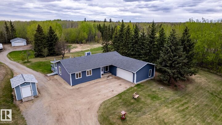 Property Photo:  22450 Twp Road 514 229  AB T8C 1H5 