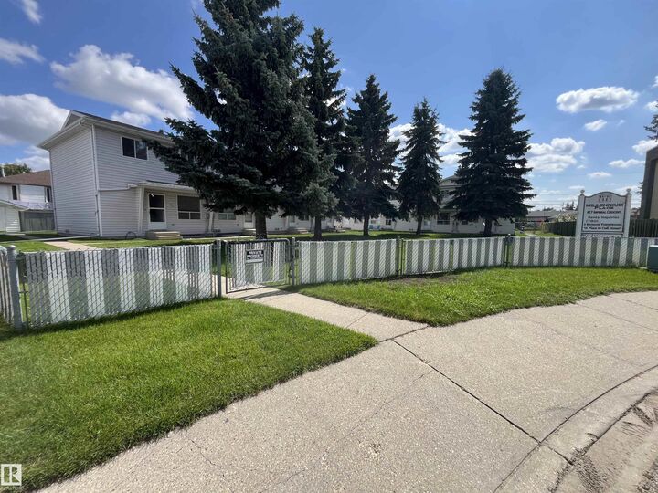 Property Photo: 17 Imperial Crescent A AB T9G 1K3