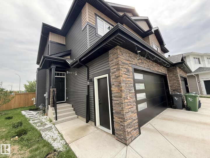 Property Photo: 6605 50A Avenue AB T4X 3A8