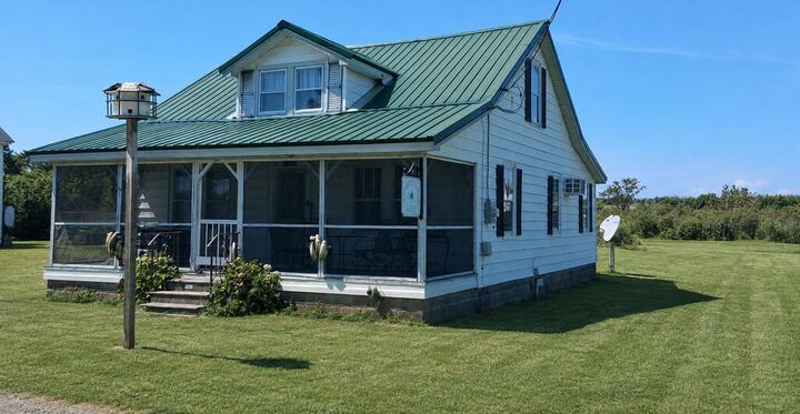 Property Photo: 20019 Saxis Rd VA 23427
