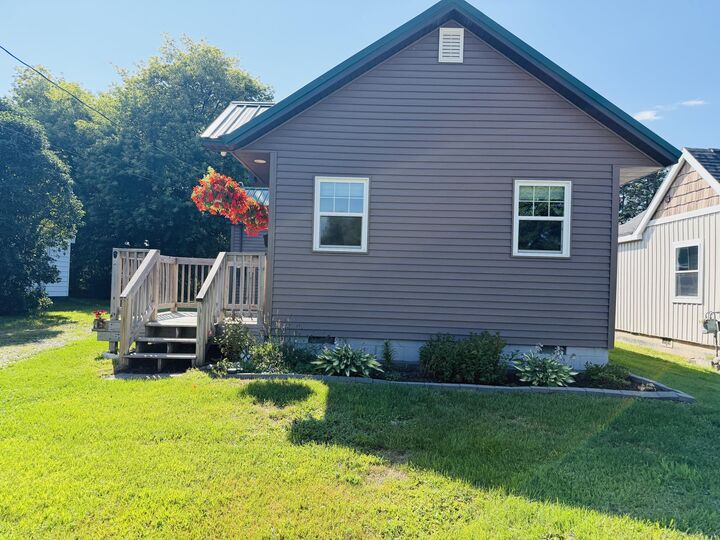 Property Photo:  1604 Ryan Ave  MI 49783 