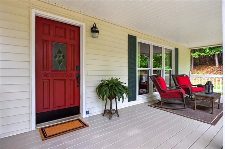 Property Photo:  403 Sycamore Drive  GA 30115 