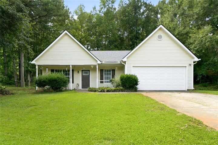Property Photo:  315 Wild Turkey Lane  GA 30248 