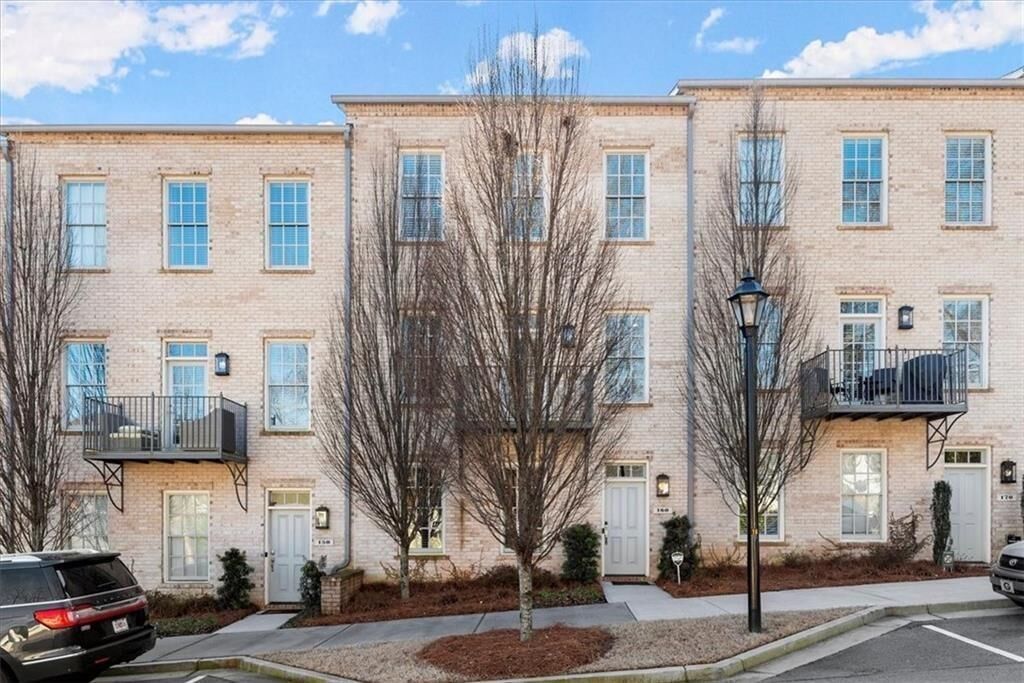 Property Photo:  160 Clover Court  GA 30075 