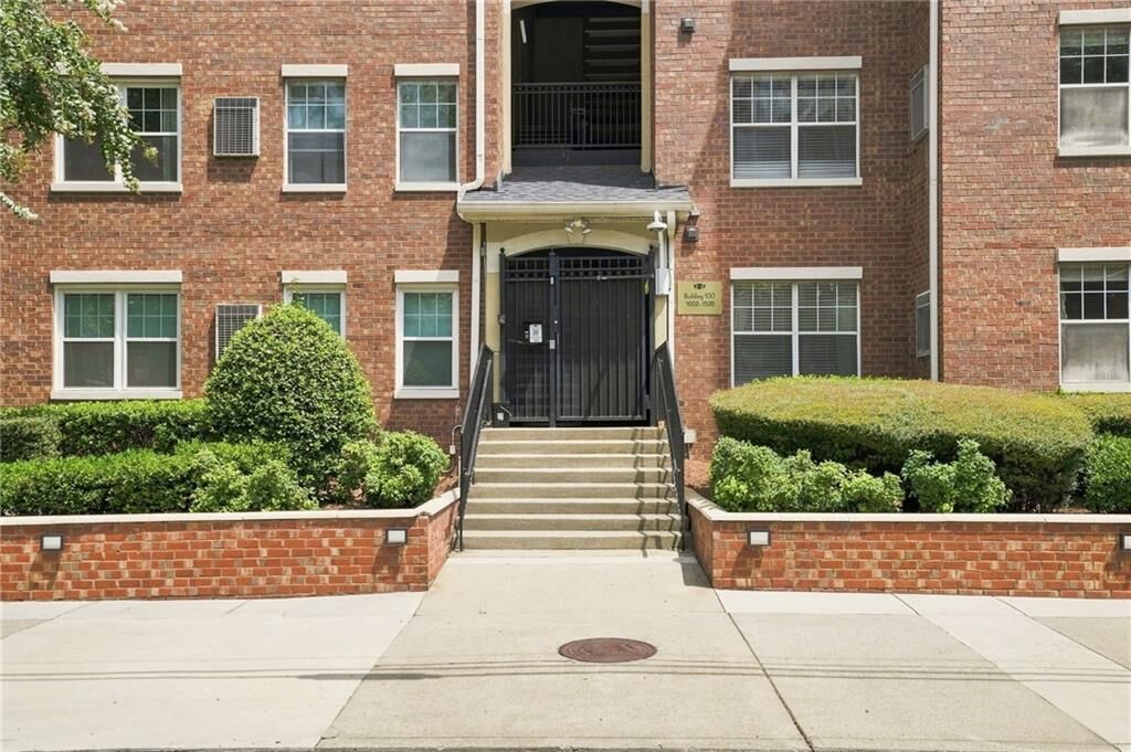 Property Photo: 800 Peachtree Street NE 1010 GA 30308