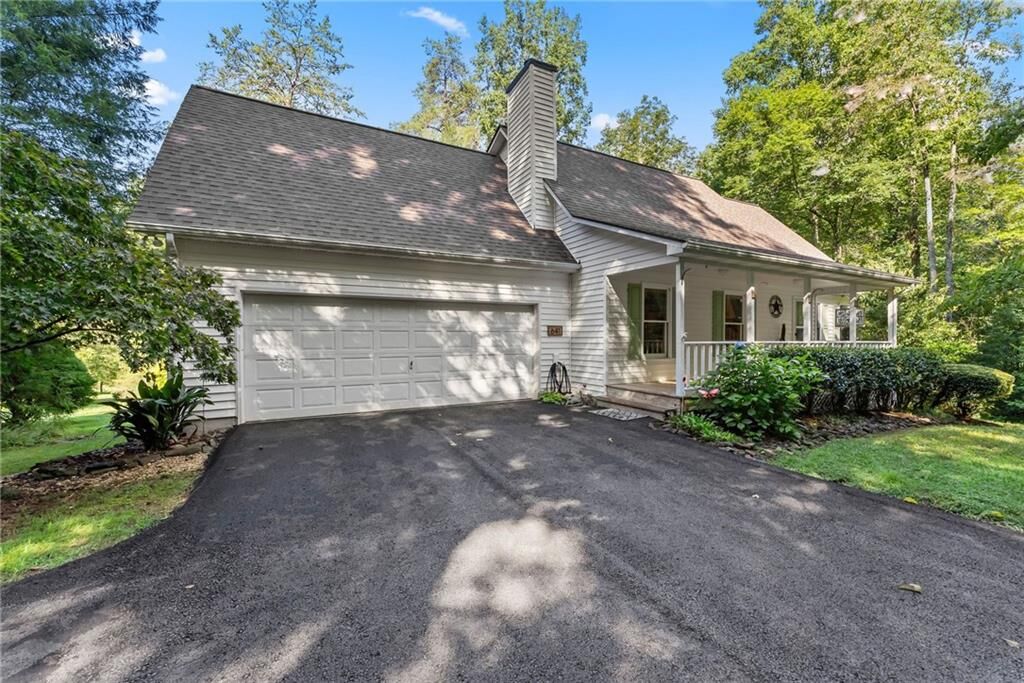 Property Photo: 641 Martins Grove Road GA 30533