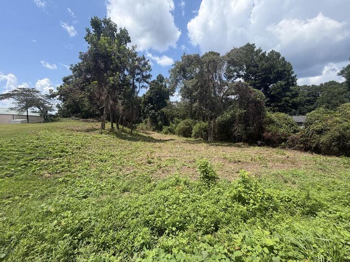 Property Photo: 7725 Lloyd Road GA 31909