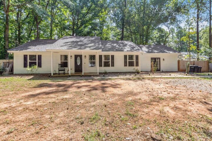 Property Photo:  557 Kennon Road  GA 31808 